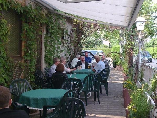 Onkel Tom'S Huette Hotel Gottingen Exterior photo